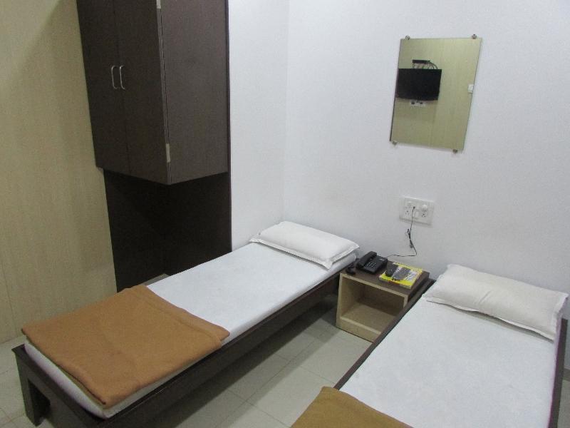 Click Hotels Andheri Midc Mumbai Exteriör bild